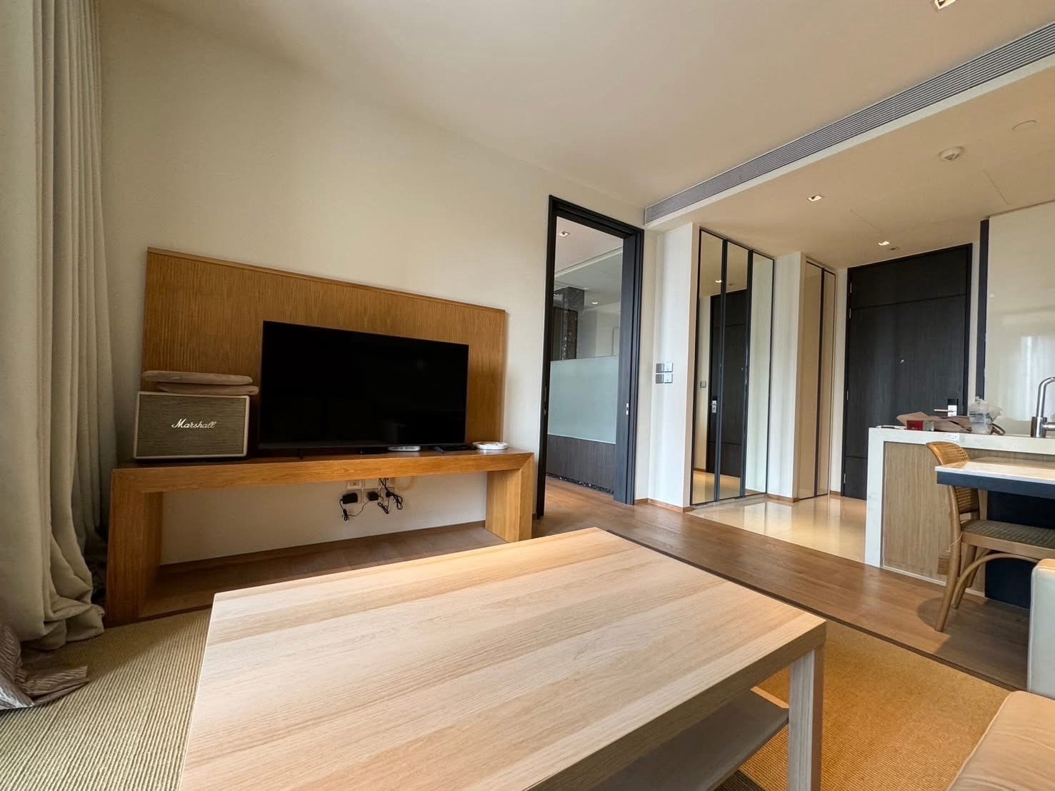 Beatniq Sukhumvit 32 (ห้องกว้าง มีอ่างอาบน้ำ ใกล้ BTS ทองหล่อ) [CC-01]